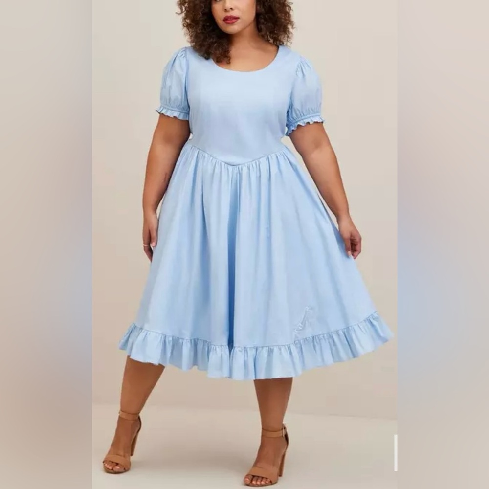 NWOT Torrid Disney Cinderella stretch poplin puff sleeve Blue dress Halloween 3X